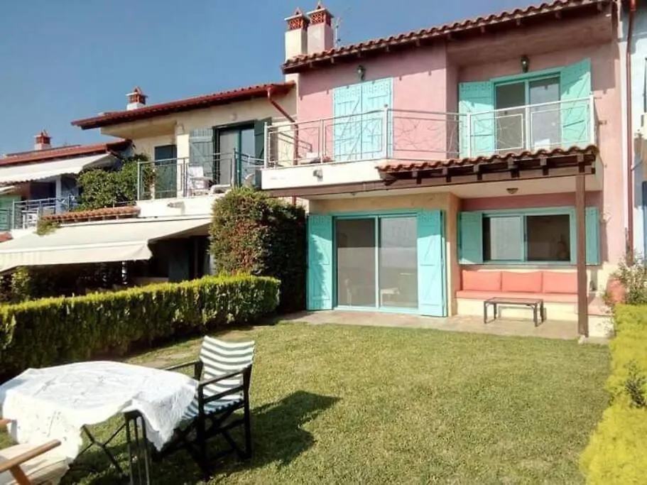 Elegant And Classy Maisonette 2 Skála Foúrkas